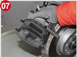 brake-pad-installation-image7 brake-pad-installation-image7
