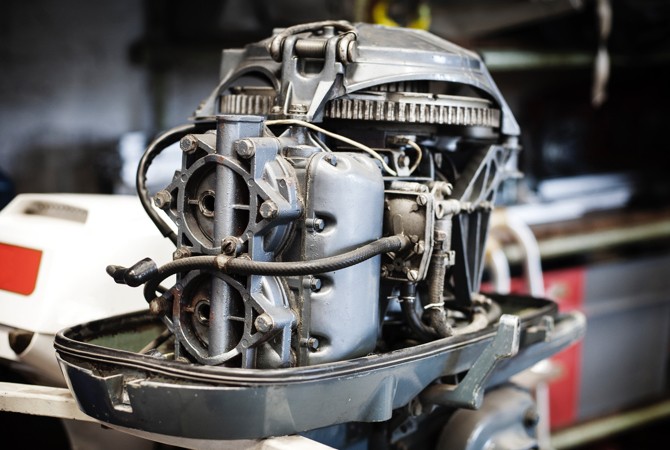 Boat-Engine-With-Cowling-Off Boat-Engine-With-Cowling-Off
